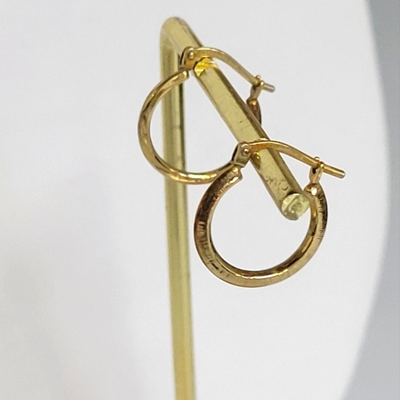 10k Gold /925 sterling silver huggie hoop earrings. Vtg excellent. 😍 - Picture 1 of 9